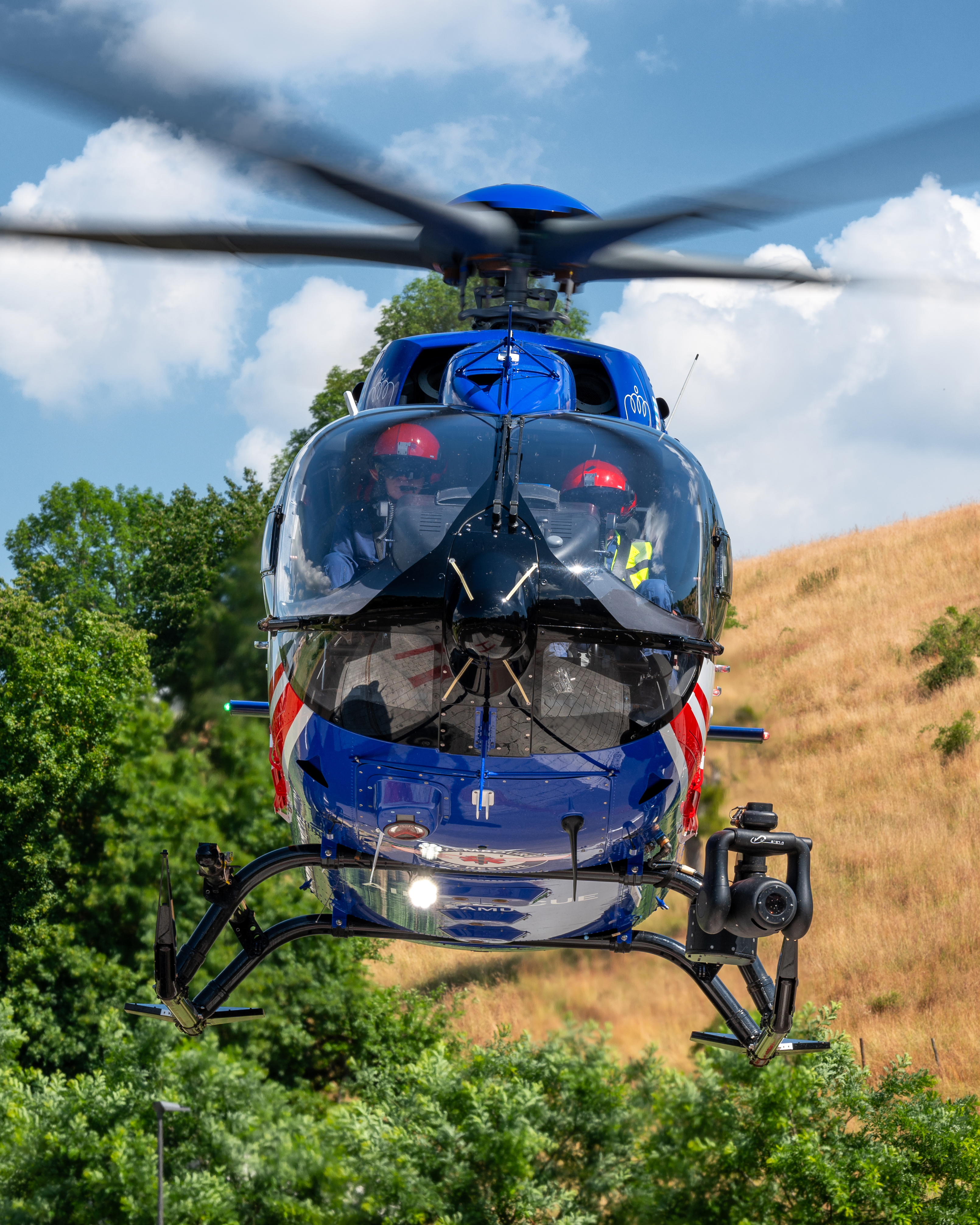 Image of an LAR helicopter